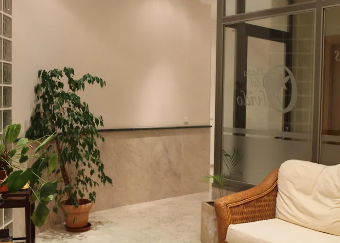 Apartamentos Turisticos Plaza Del Olvido